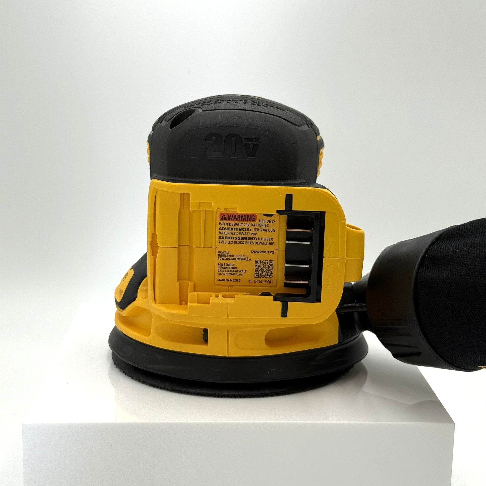 DEWALT DCW210B 20V MAX XR 5&Prime; Brushless Cordless Random Orbital Sander & Dust Bag