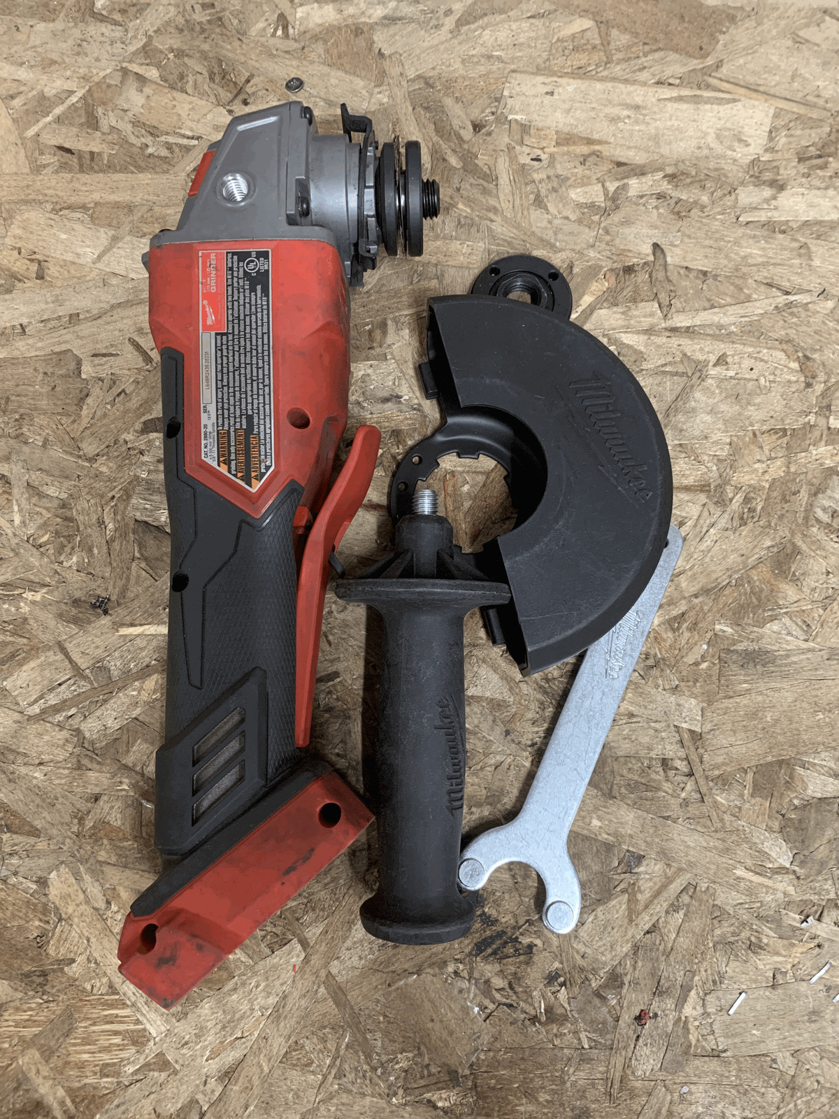 Milwaukee M18 FUEL 18V Grinder 4-1/2 Paddle Switch (No Blade)