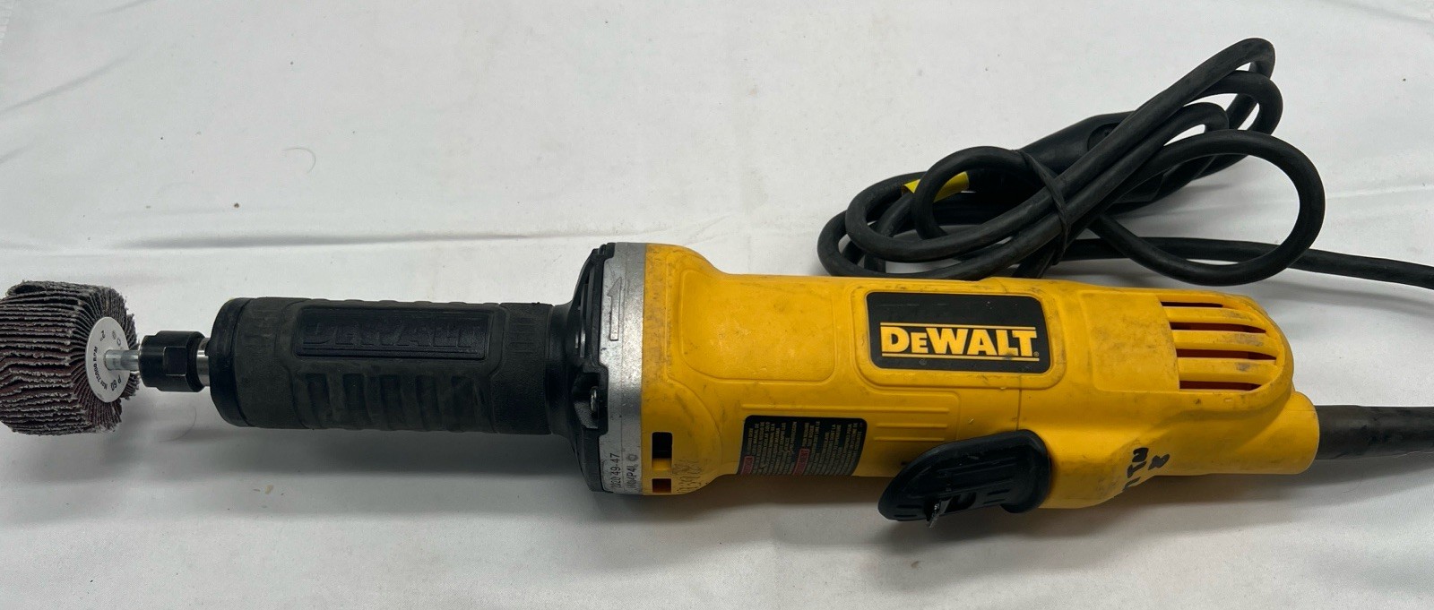 Dewalt DWE4887 N 1-1/2-Inch Corded Paddle Switch Die Grinder, 3 Amp 25,000 rpm