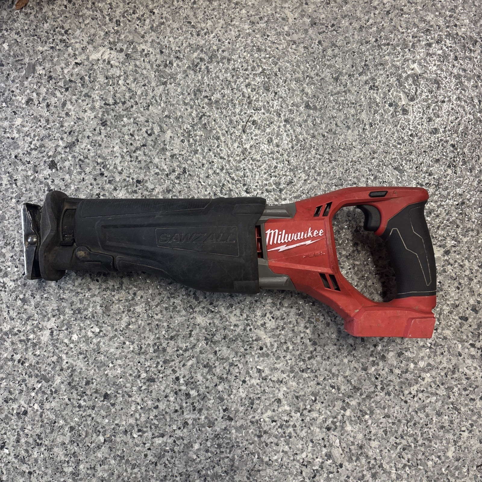 Milwaukee 2722-20 M18 Fuel Super Sawzall – For Parts only, Tool Only