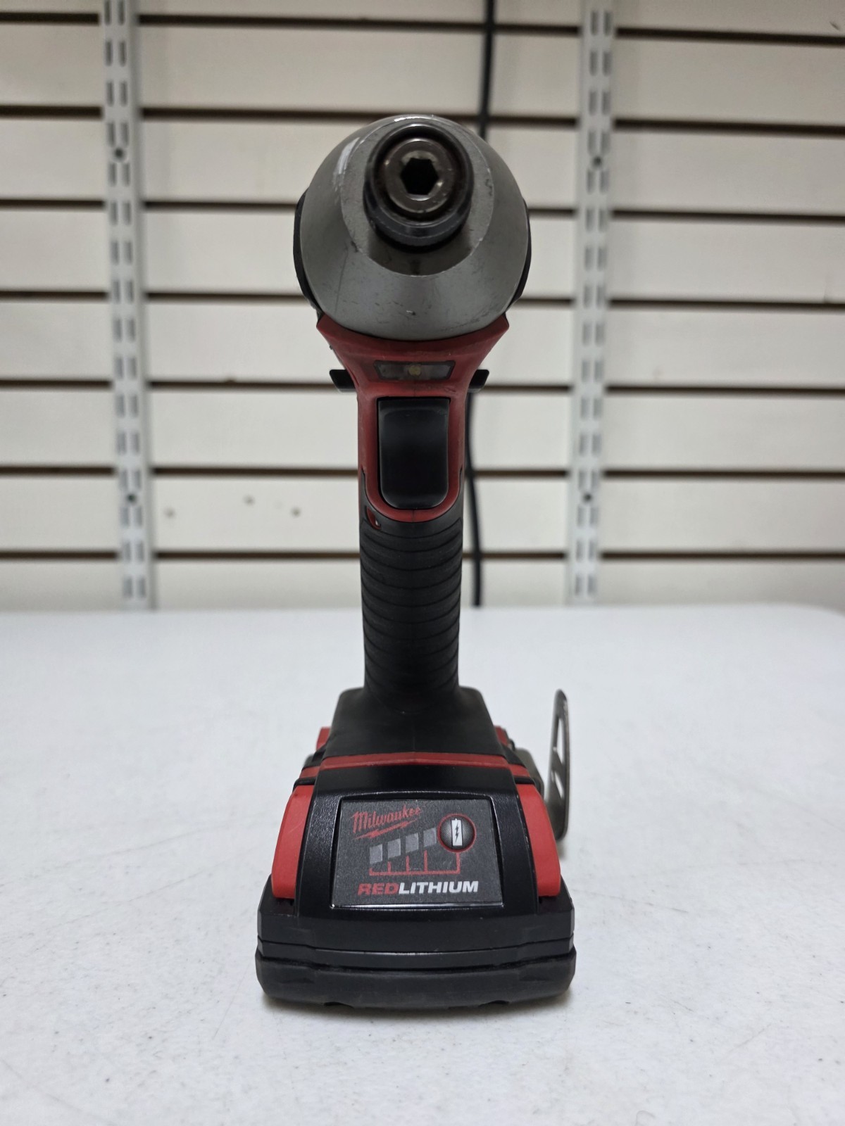 Milwaukee 18v 1/4&Prime; Impact Driver – 2656-20