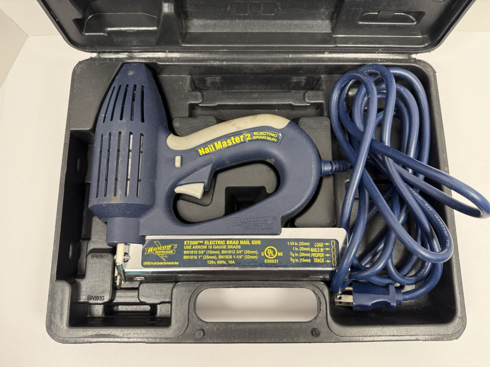 Arrow ET200 120V Corded Brad Nailer (NAIL MASTER 2) Tested Working W/ Case