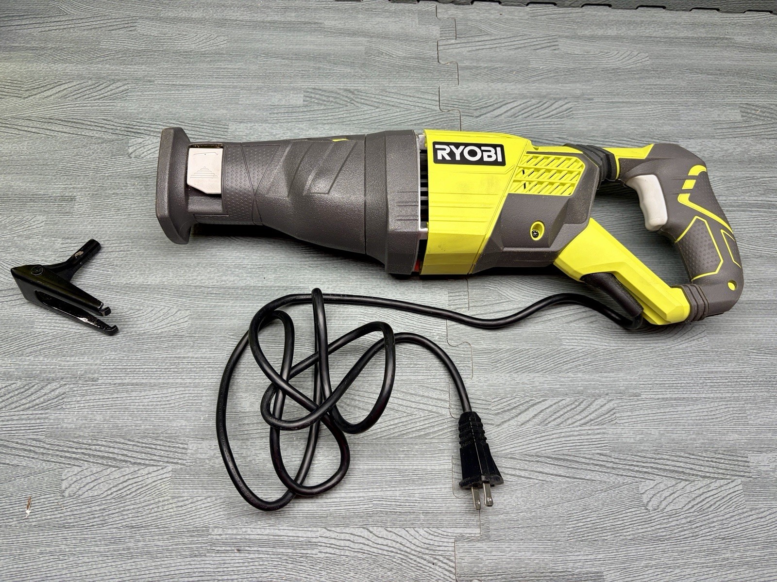RYOBI Corded Reciprocating Saw USED Reciprocating Saw No Blade(Read Description)