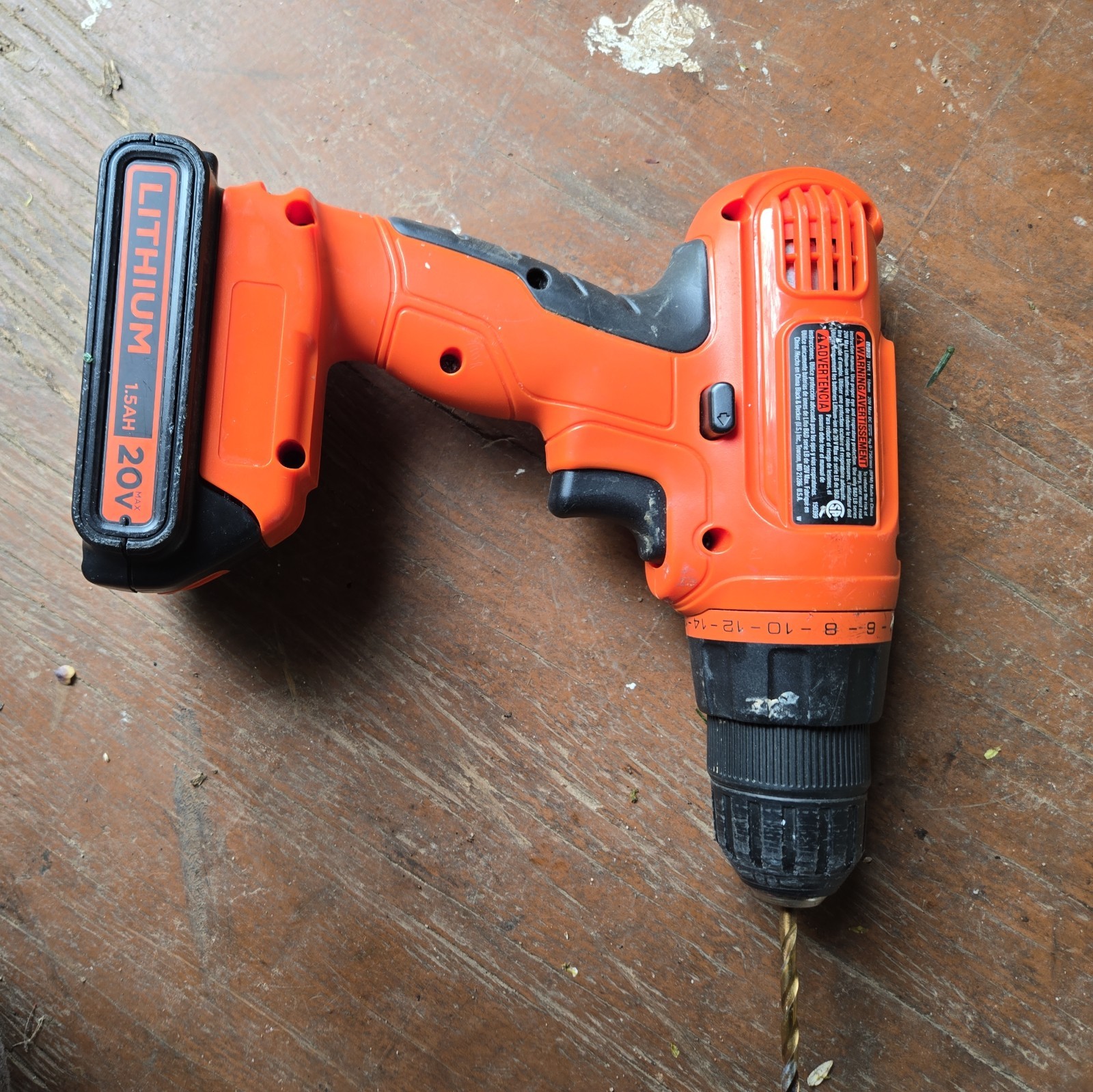 Black & Decker Cordless Drill 20 Volts Battery included (No Charger)