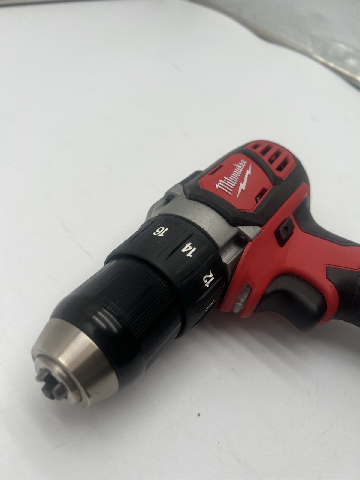 Milwaukee 2606-20 M18 18V Lithium-ion Cordless 1/2&Prime; Drill Driver (Tool Only)