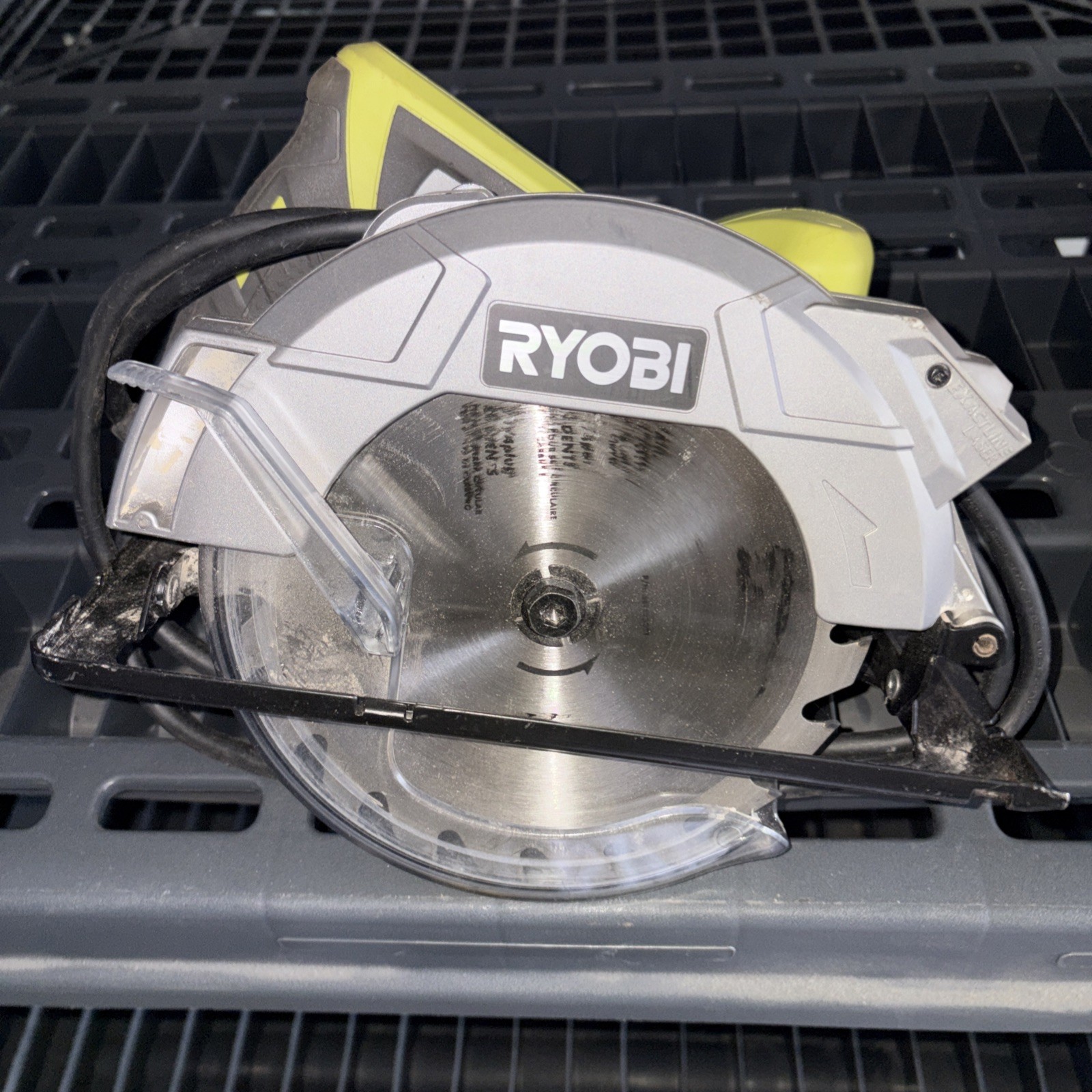 RYOBI CSB135L 13 Amp 7-1/4&Prime; Circular Saw with Laser guide Used
