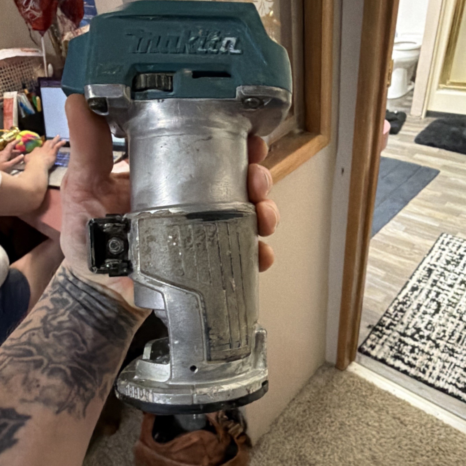 Makita XTR01 18V Cordless Brushless Router Blue