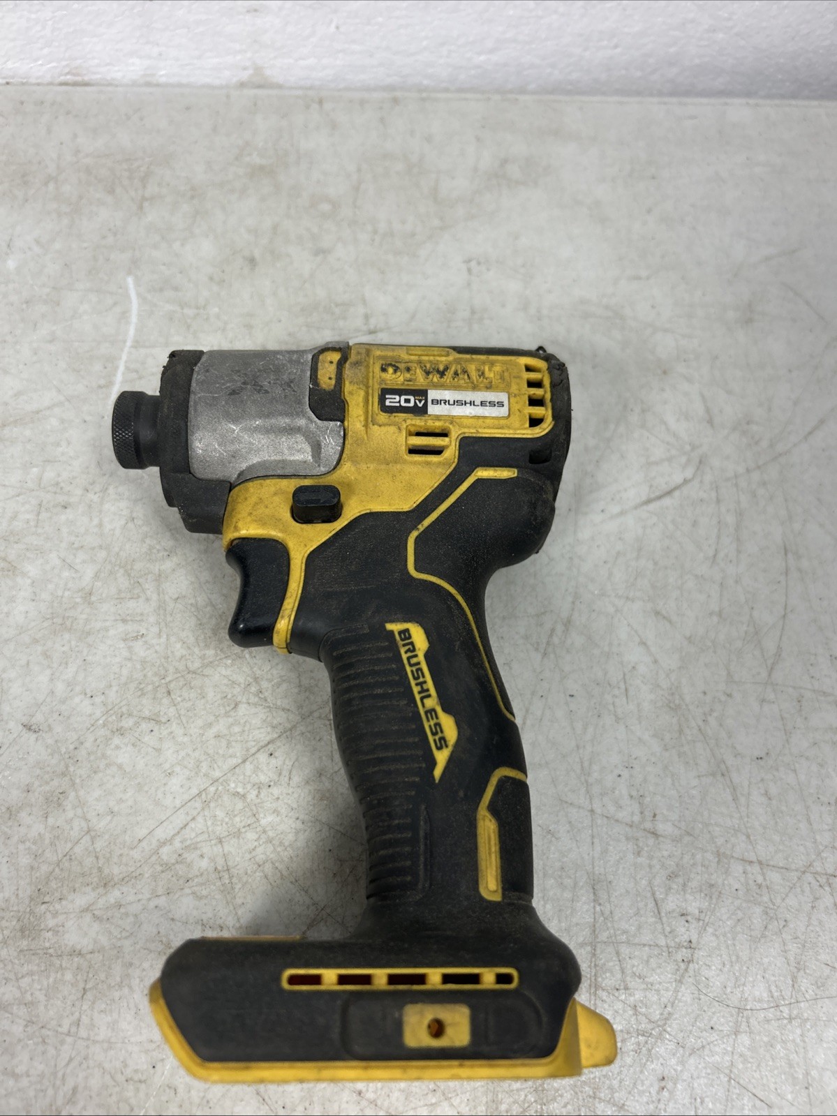 Dewalt DCF840 20V MAX Brushless 1/4&Prime; Impact Driver TOOL Only