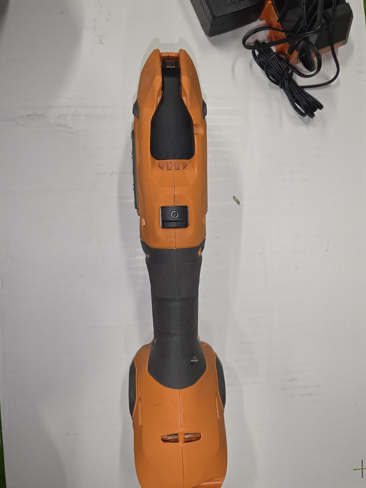 RIDGID 18V Cordless Oscillating Multi-Tool Kit No Attachments
