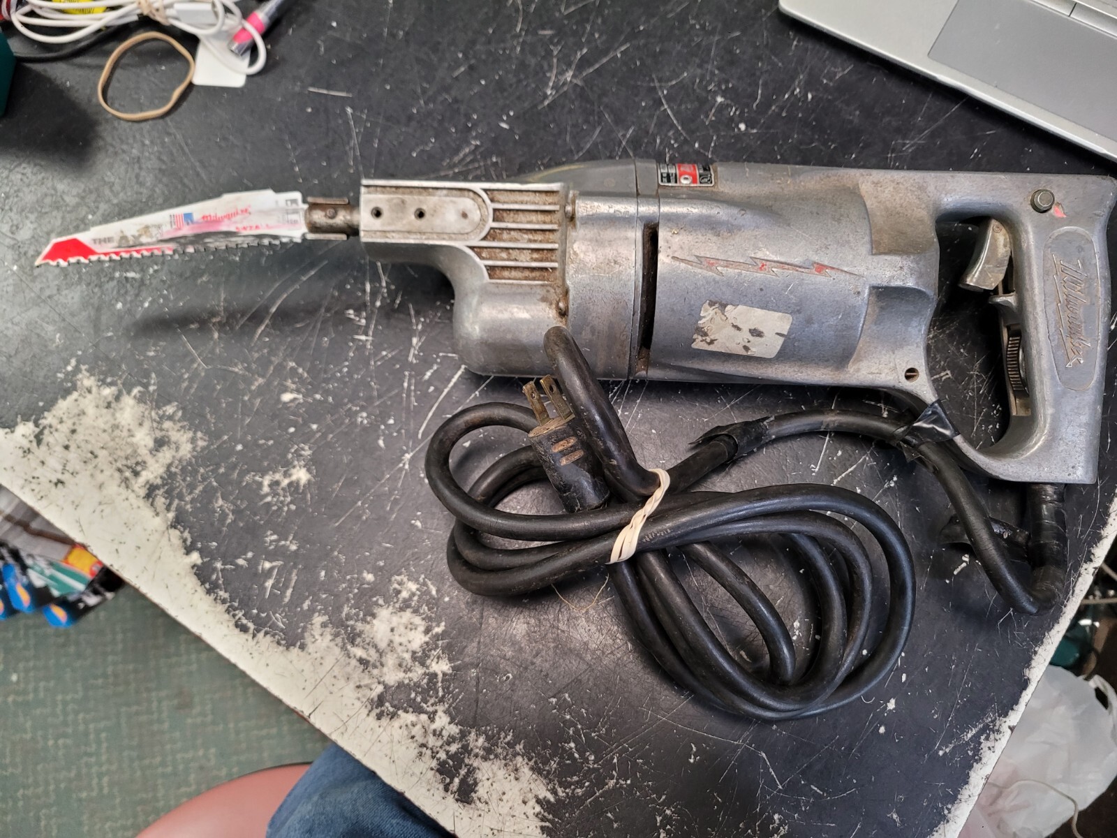 Milwaukee Metal Sawzall 6510 Electric Reciprocating Saw SEE PICS Missing Guard