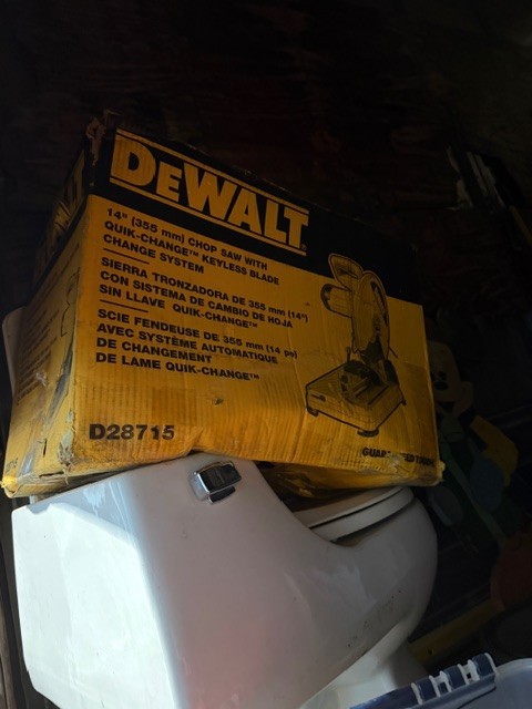 Dewalt D28715 14” Chop Saw With Quick-change Keyless Blade System