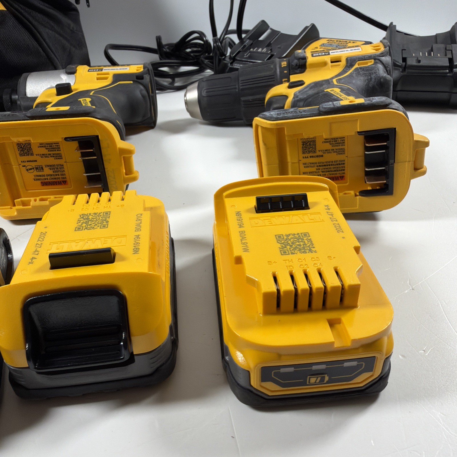 DeWalt 20V Drill Lot With Power Stack Batteries, Chargers, Bag DCF840 DCD798