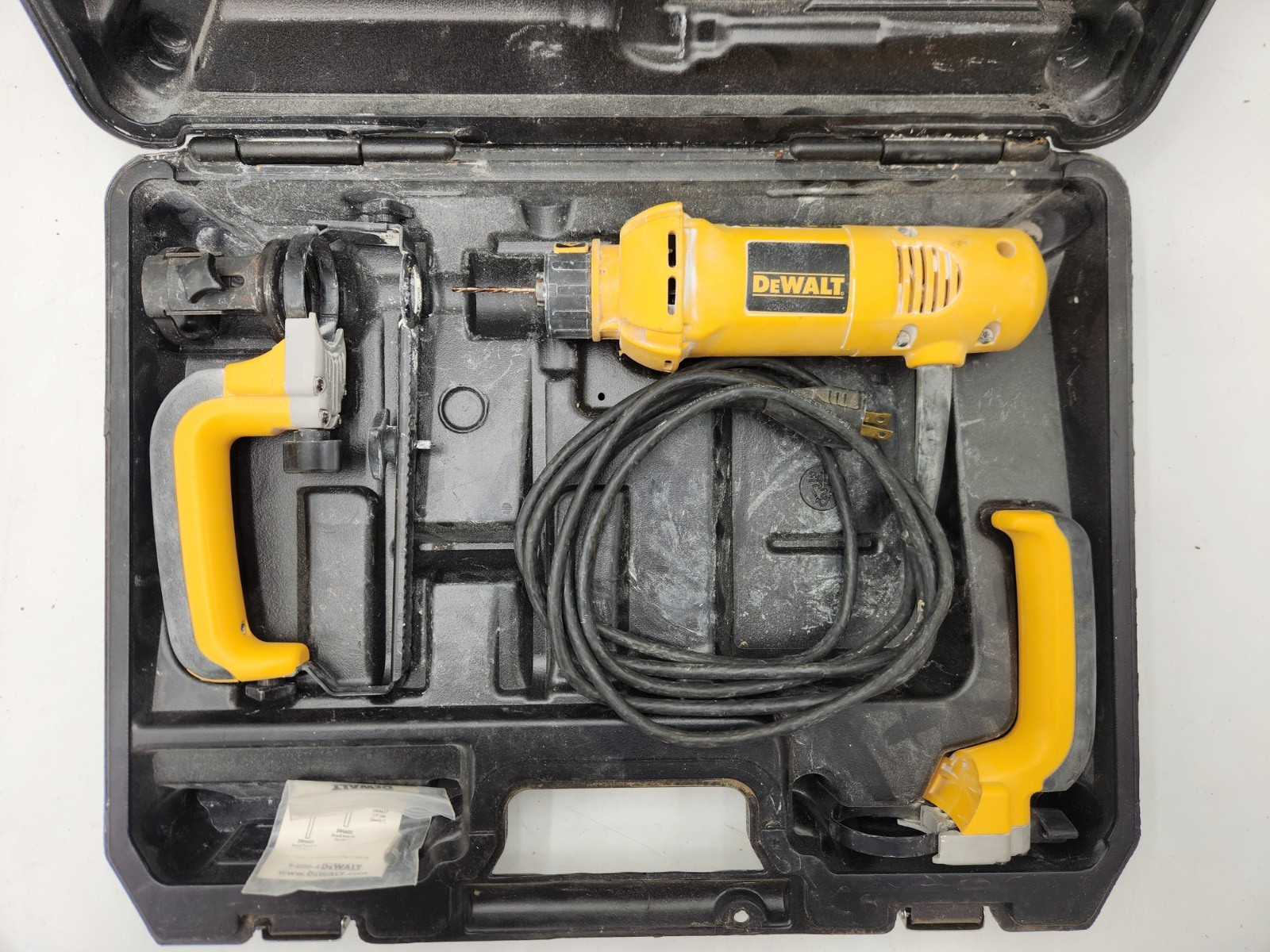 Dewalt DW660 Heavy Duty Cut-out Tool with Carrying Case and Accessories