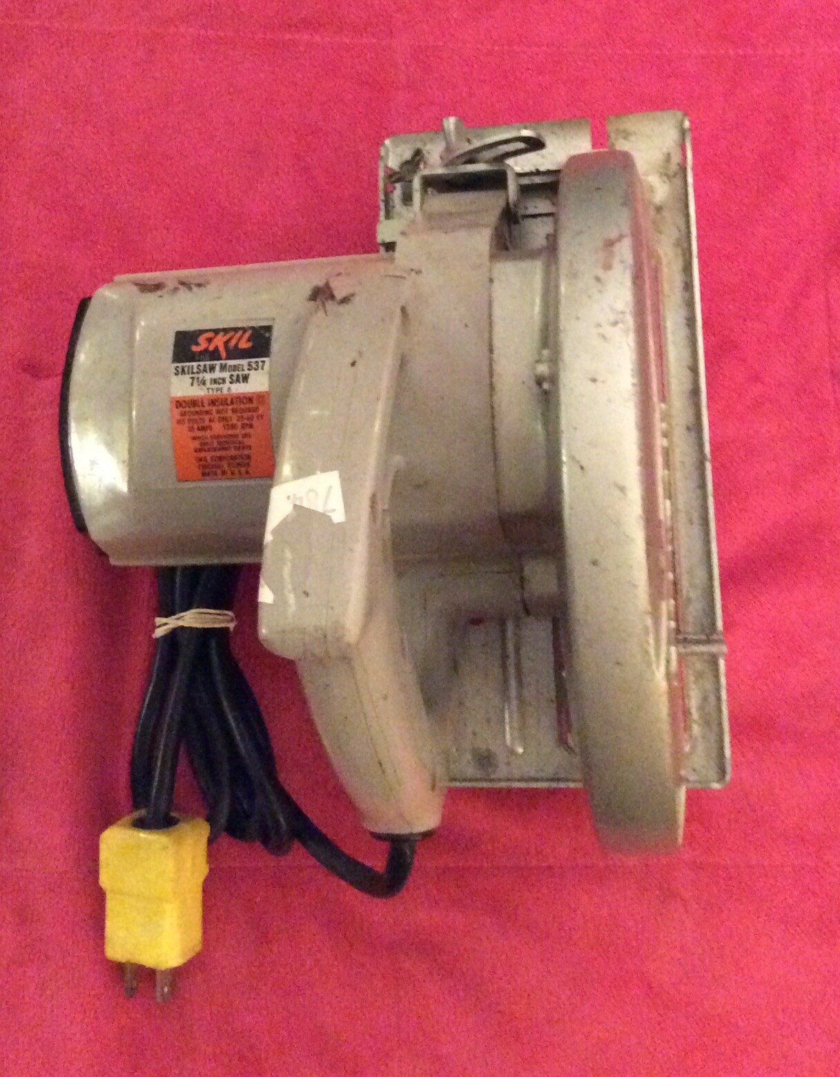 Skilsaw 7 1/4” Model 537 Saw Type 6 ,Double Insulation’. Made In U.S.A Corded