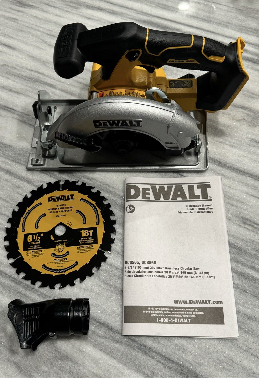 Dewalt DCS565B 20 Volt MAX 6-1/2&Prime; Brushless Cordless Circular Saw Kit (2)4.0ah