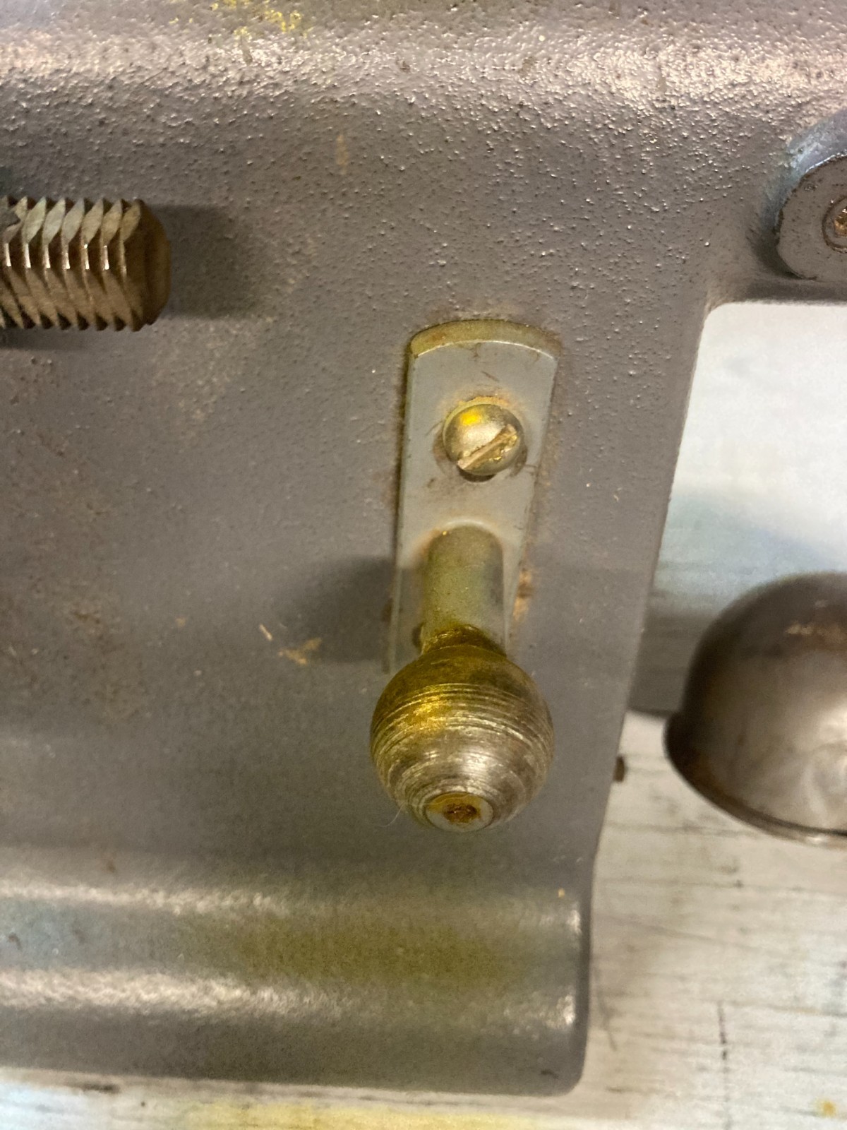 Shopsmith 10E Headstock w/Jacobs Chuck, Triple Pulley, & Craftsman Light