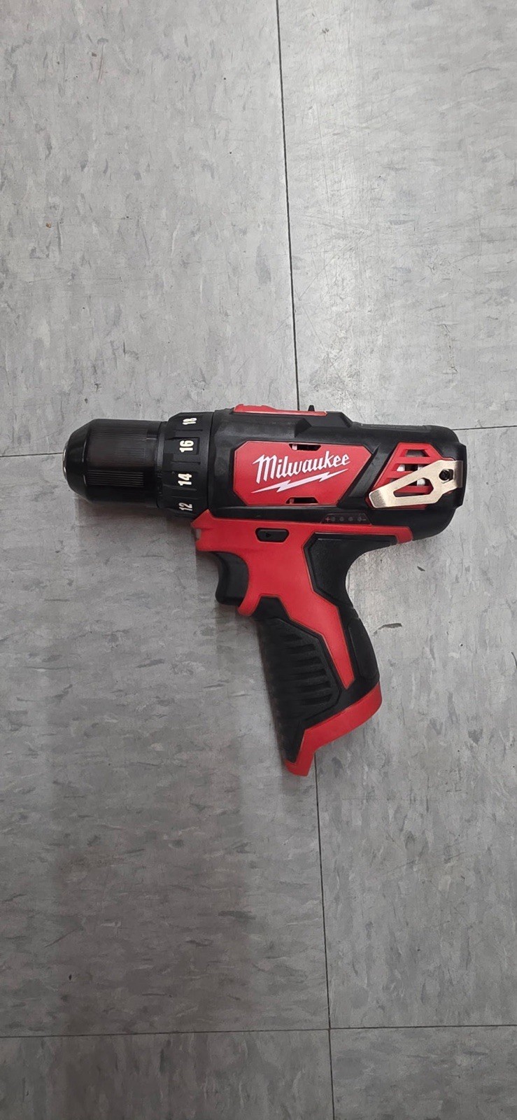 Milwaukee 2407-20 M12 12V Li-Ion Cordless 3/8&Prime; Drill/Driver (Tool Only)