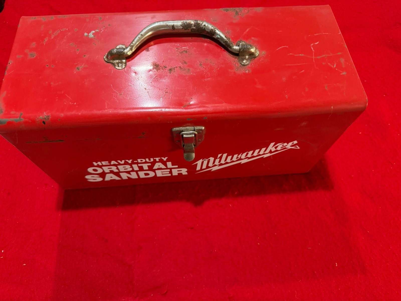 Milwaukee 6014 Orbital Sander 120V 5A 500W With Case