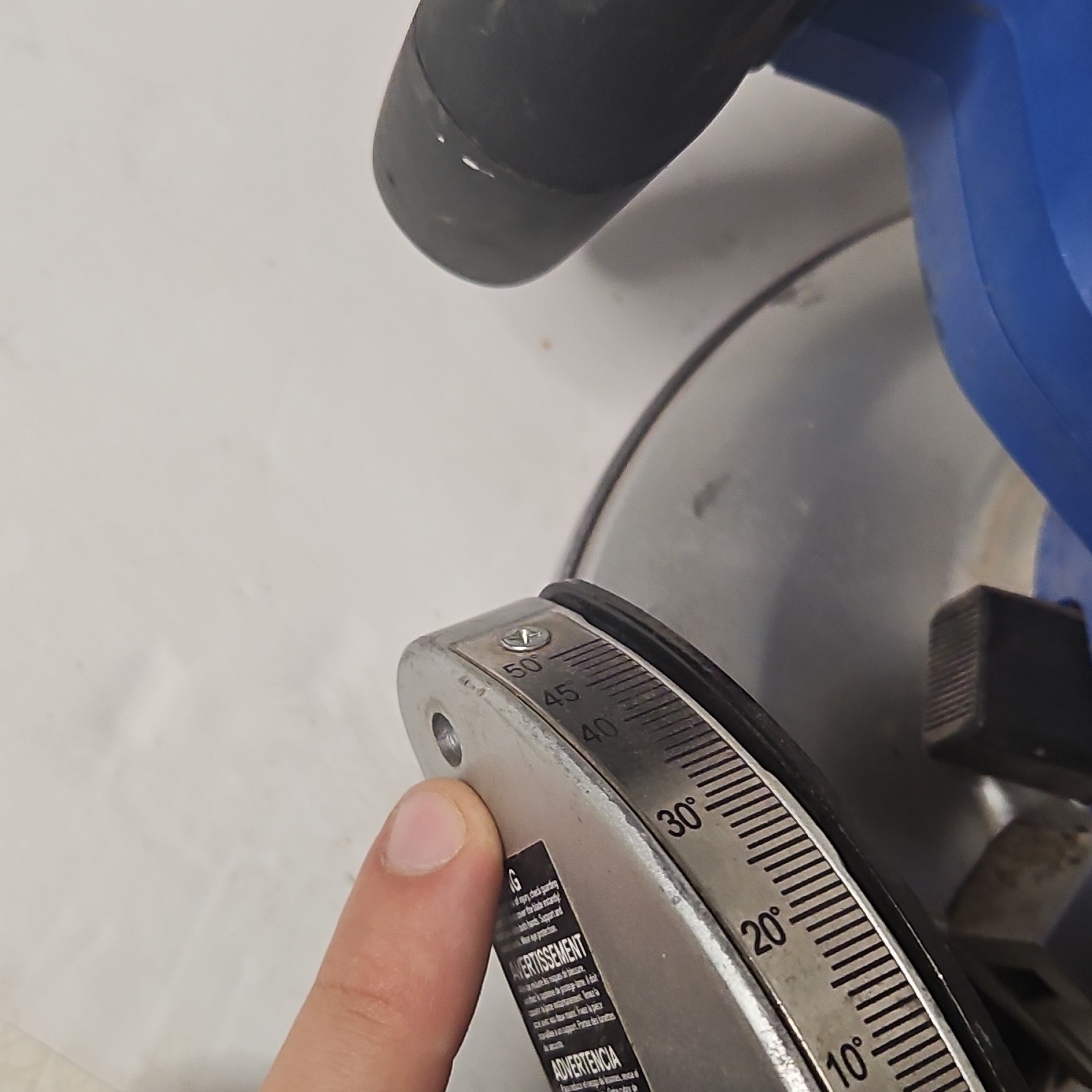 Kobalt 24 Volt 6 1/2 inch Cordless Circular Saw KCS 6524B-03 (BATTERY INCLUDED)