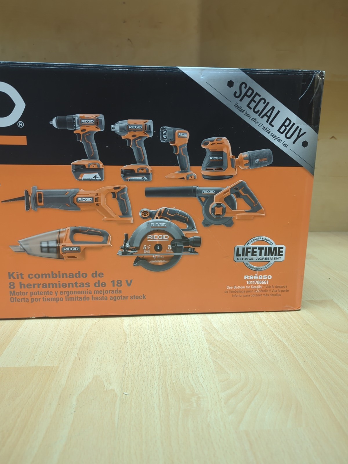 RIDGID R96850 18V Cordless 8-Tool Combo Kit w/ 2 Batteries, Charger, Tool Bag
