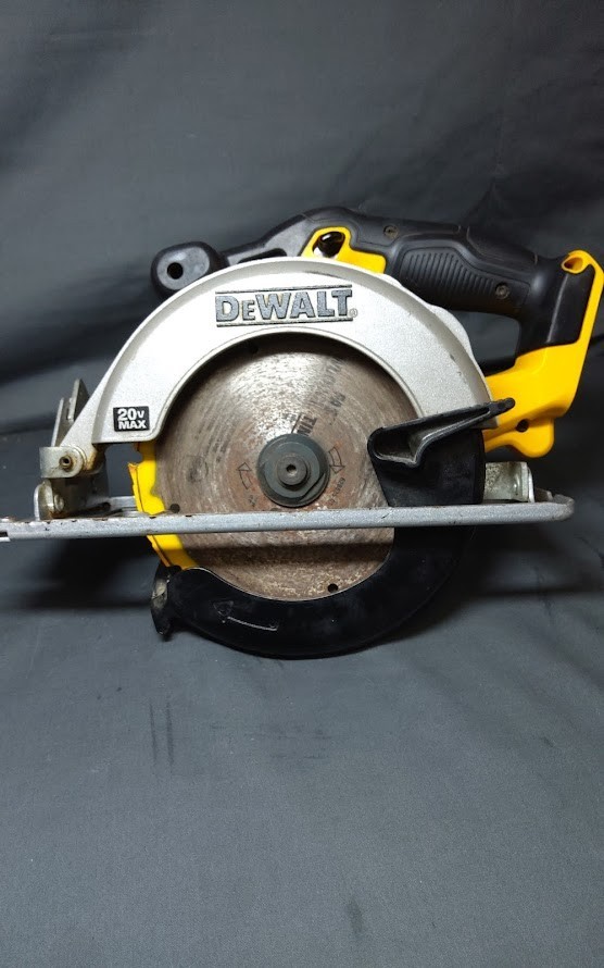 DEWALT DCS393 20V 6-1/2&Prime; Cordless Circular Saw – Tool Only
