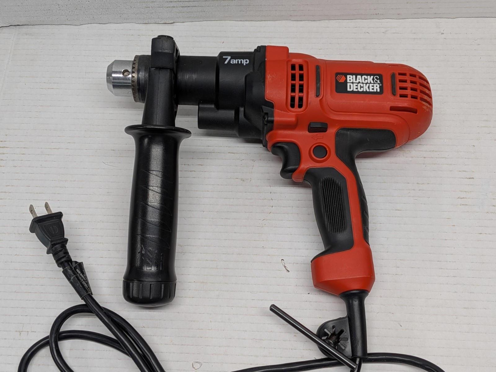 BLACK+DECKER 7.0 Amp 1/2 In. Electric Drill/Driver Kit – DR560