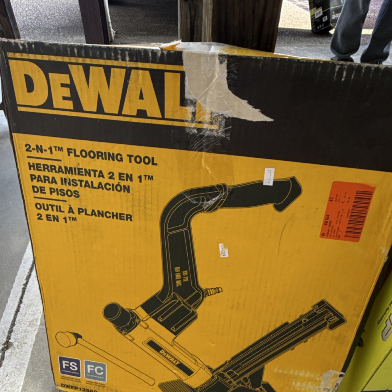 DEWALT 2-N-1 Flooring Tool Pneumatic Nail & Staple Gun DWFP12569