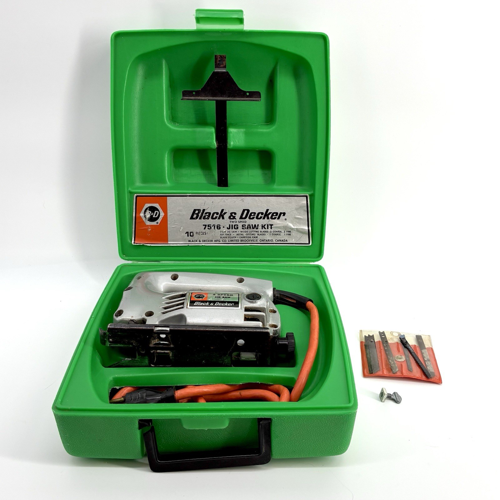 Black & Decker 7516 Two Speed Jig Saw Kit Green Case Blades Vintage (ST)