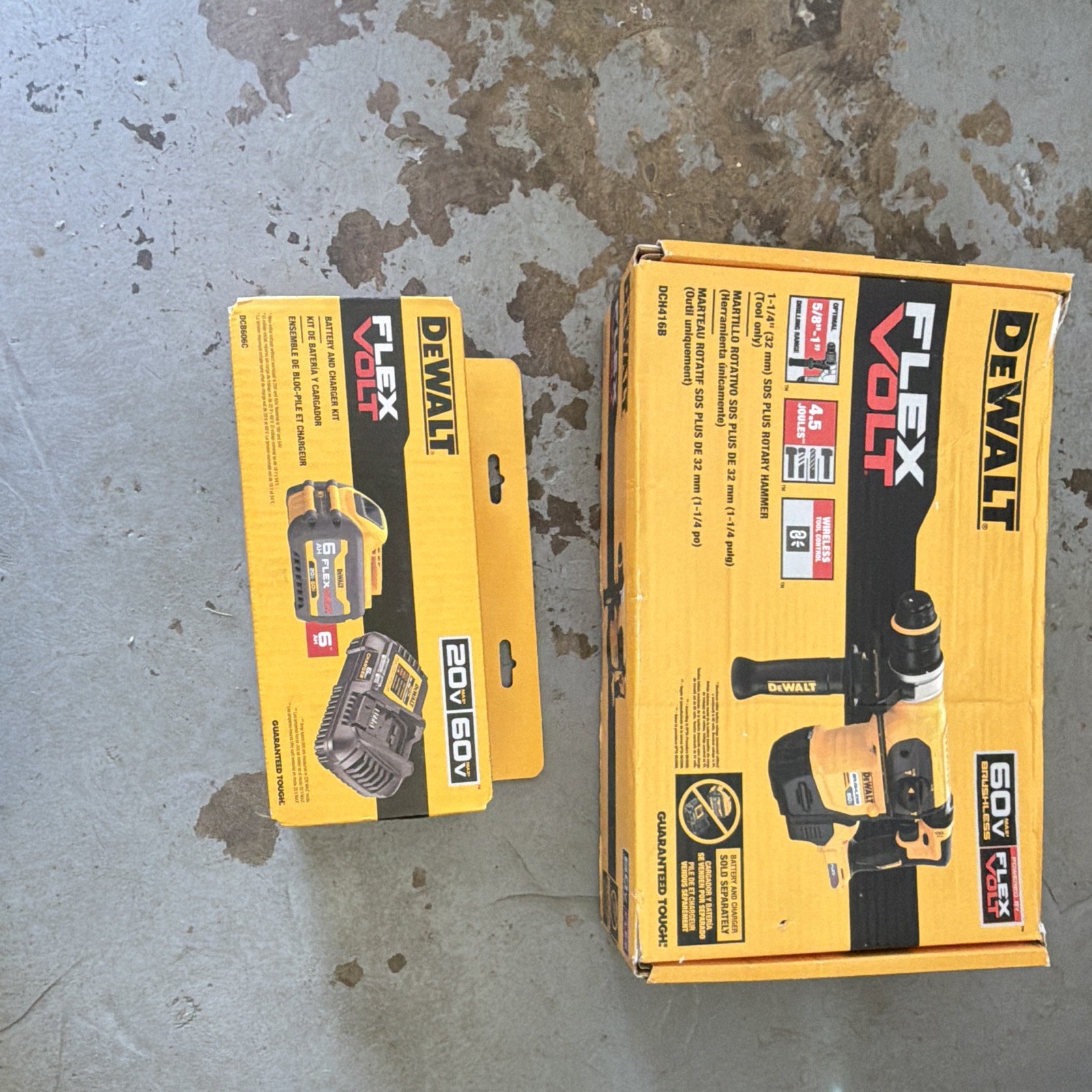 DEWALT FLEXVOLT 60V Brushless Hammer Drill Kit w/ Battery & Charger DCH416B
