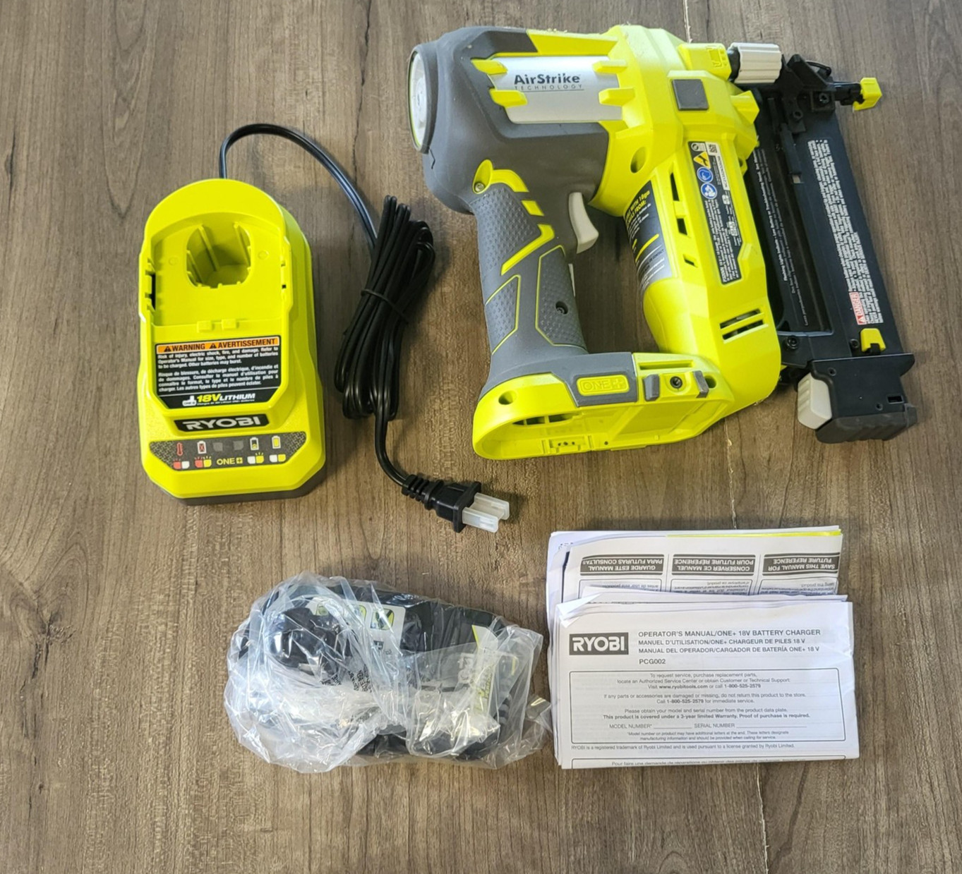 Ryobi P320VN 18V AirStrike 18Ga Cordless Brad Nailer W/ Battery and Charger ONE+