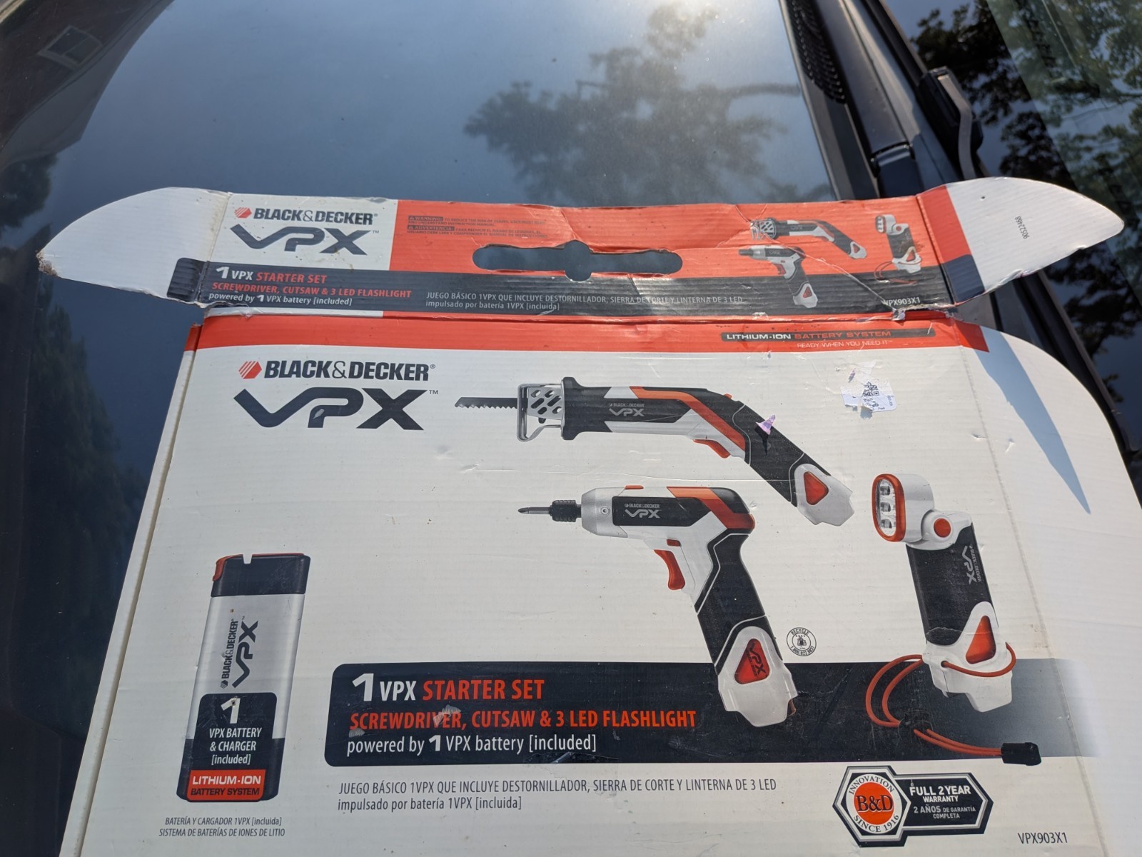 BLACK+DECKER VPX 7.2V 3-Tool Starter Set Cutsaw/LED, Missing Pieces, See Picture