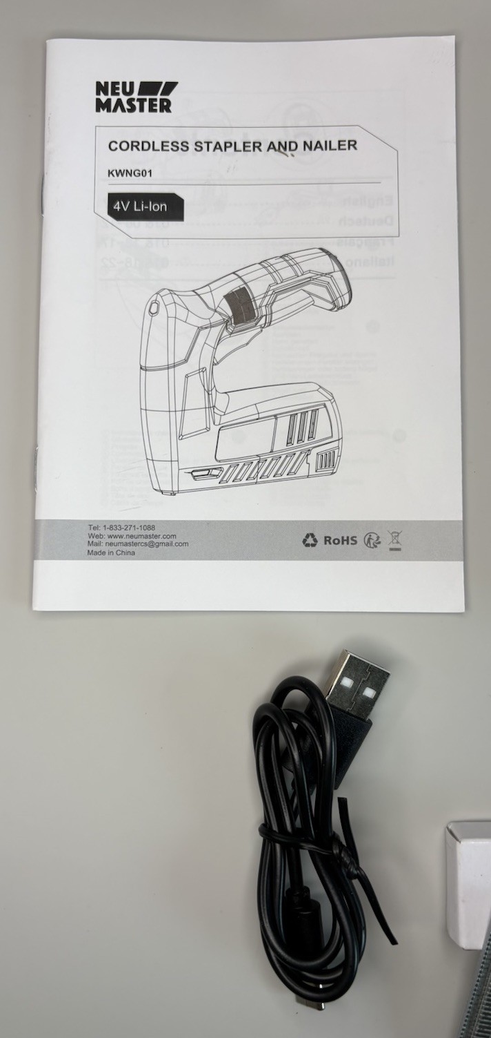 Cordless Electric Staple Gun w/ USB Charger & Staples Heavy Duty DIY NTC0070