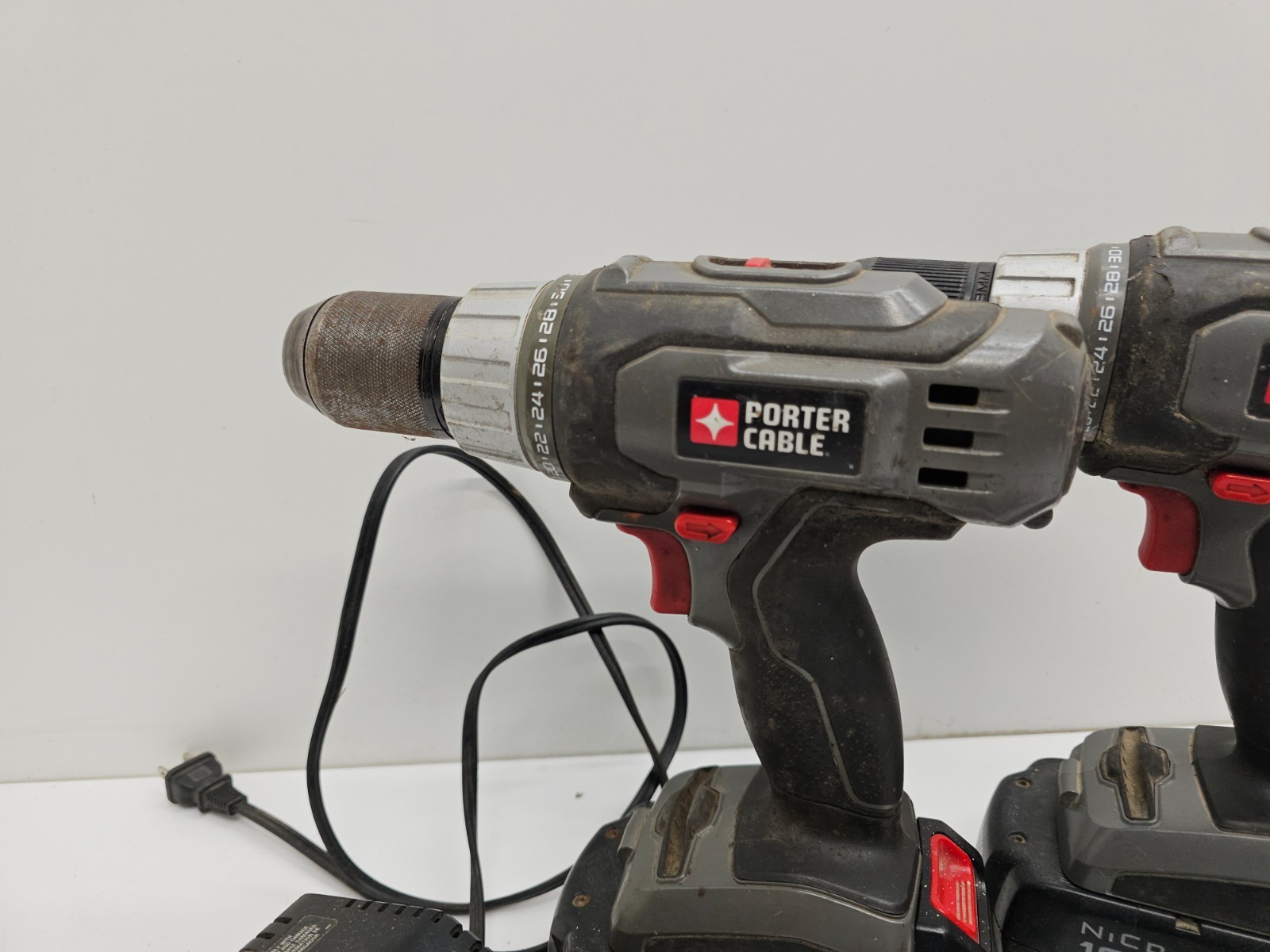 Porter-Cable PC1800D 18V 1/2in Drill Lot 2, Charger