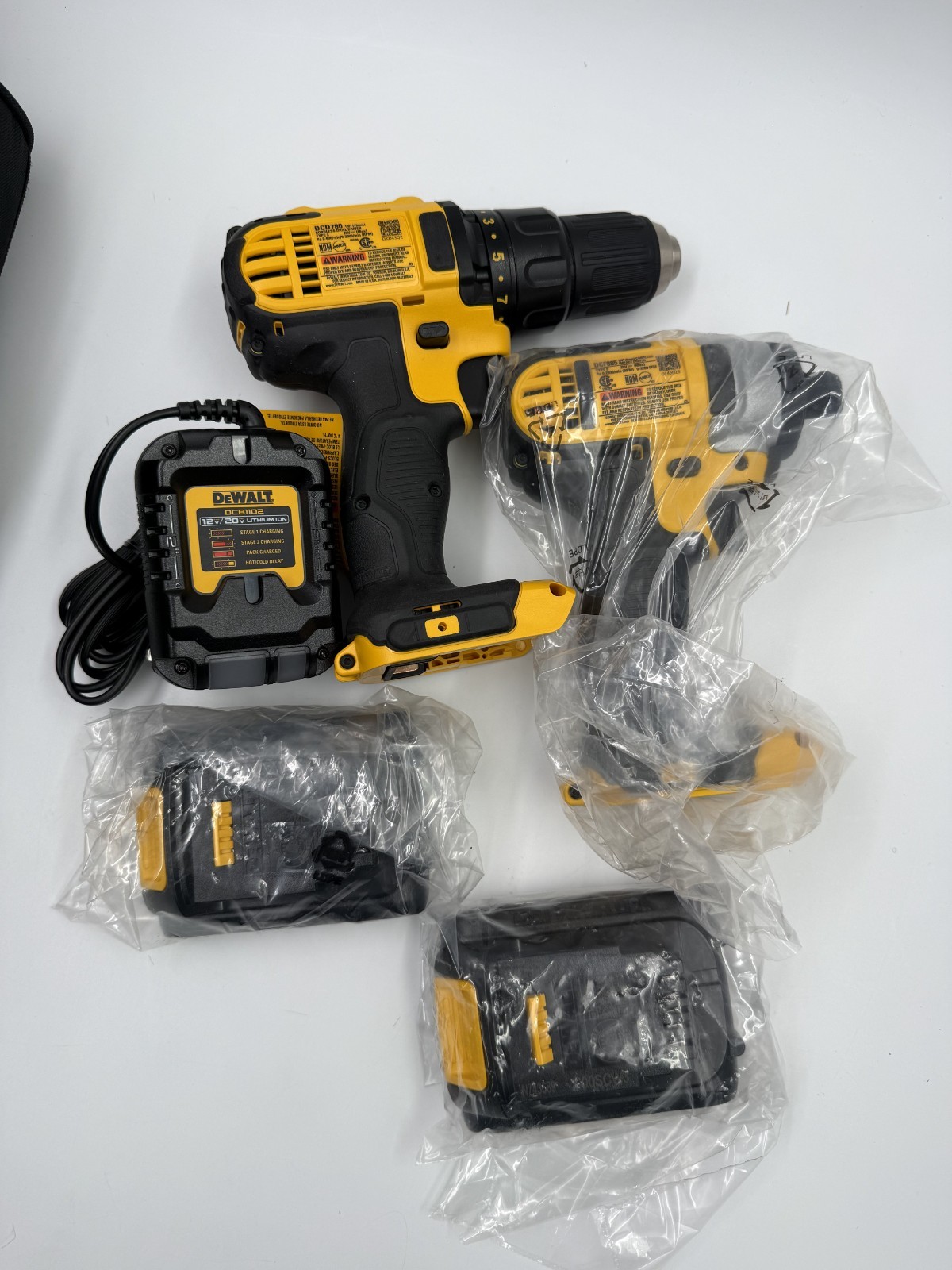 Dewalt 20V 1/4&Prime; 1/2&Prime; DCD780 DCF885 2-Drill Combo Kit *NEW*