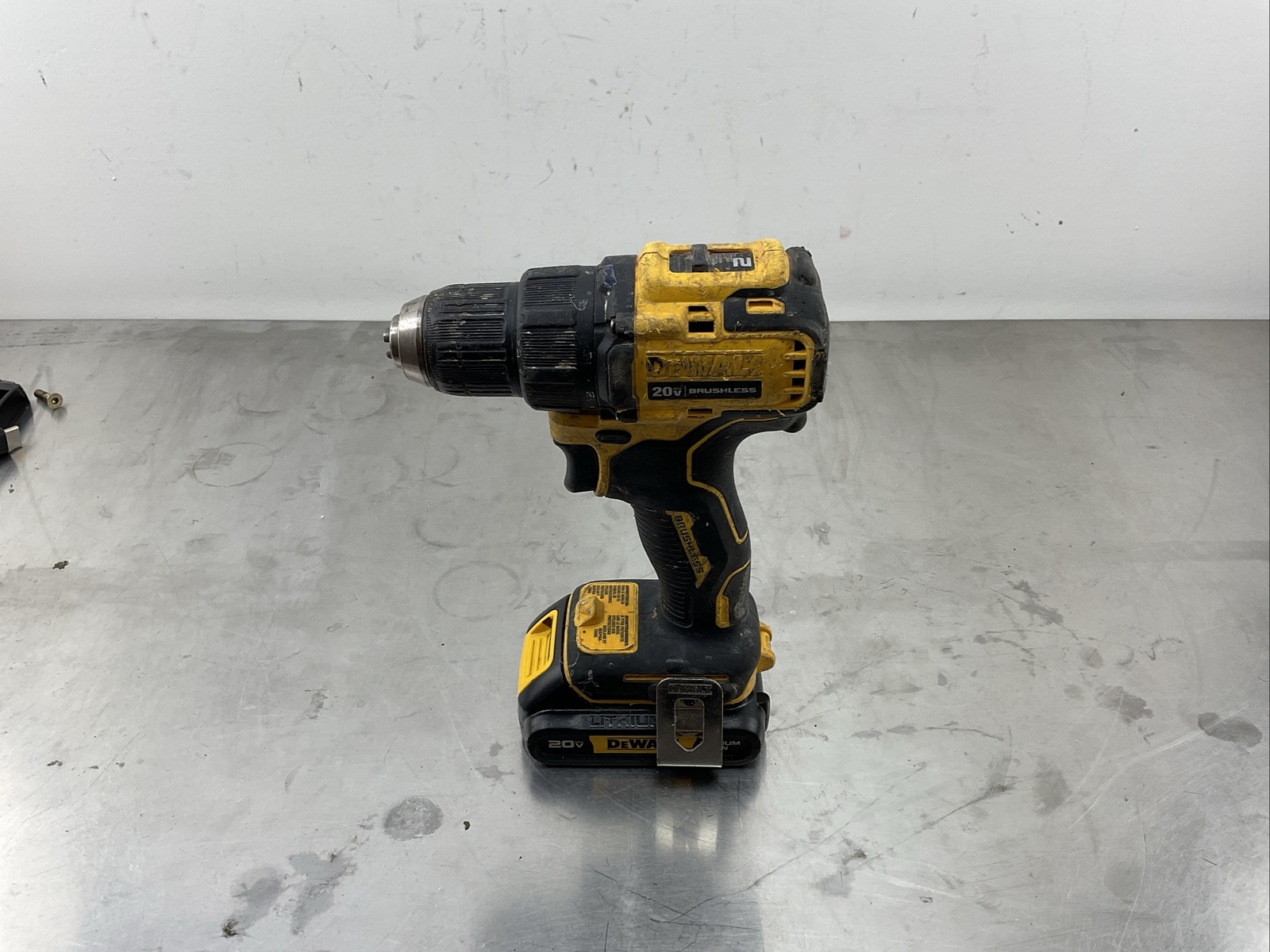 DeWalt DCD708 20V MAX Brushless 1/2&Prime; Drill Driver W/1.5Ah Battery