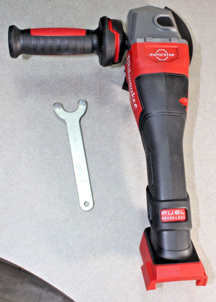 Milwaukee M18 FUEL 3670-20 4-1/2&Prime; -6&Prime; in Braking Grinder, Paddle Switch New