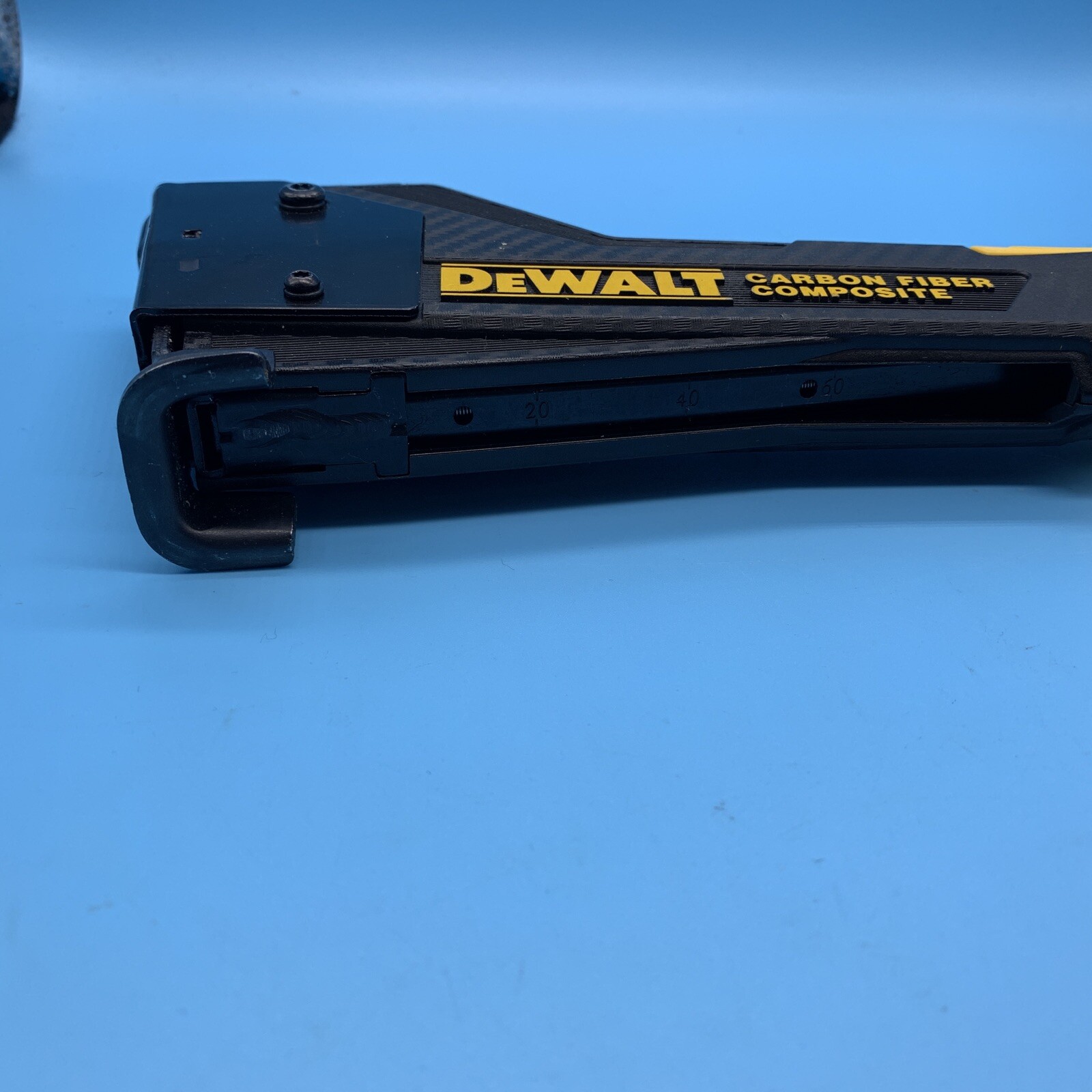 DEWALT DWHT75900 Carbon Fiber Hammer Tacker #32099-4 Ne