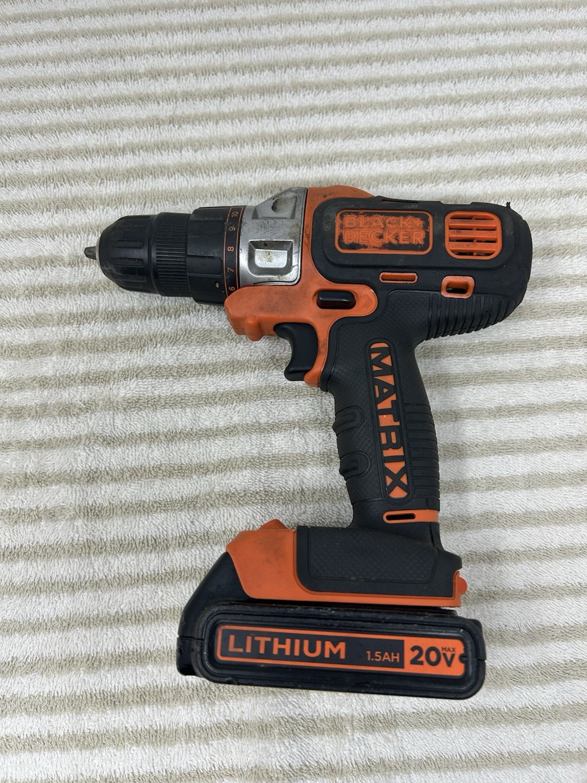 BLACK+DECKER MATRIX BDCDMT120 20V Li-Ion Drill/Driver w/ 1 Battery Works