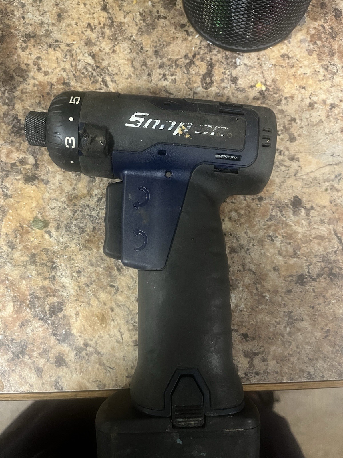 Snap-on CTB8174 7.2V/14.4V Cordless 1/4in Keyless Screwdriver w/Battery