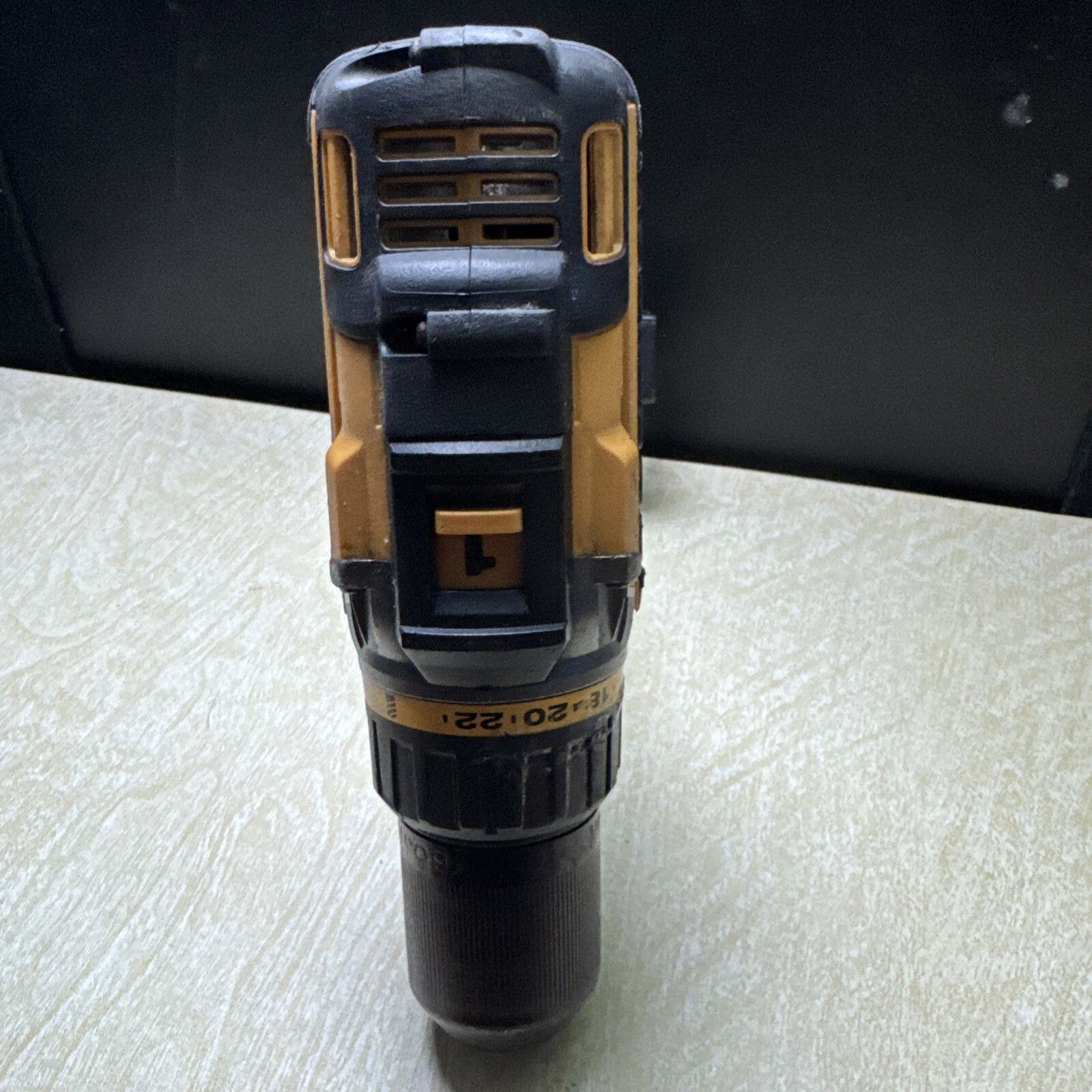 BOSTITCH BTC400 – DRILL no charger