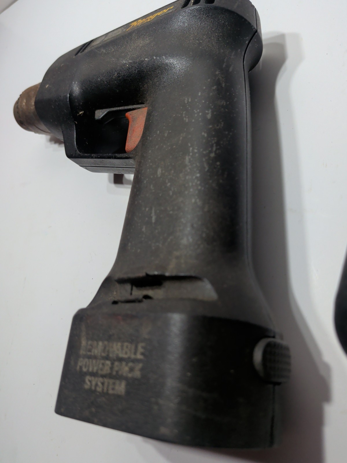 Black & Decker CD5000 Ranger Cordless Drill 8.4 V w/ Battery