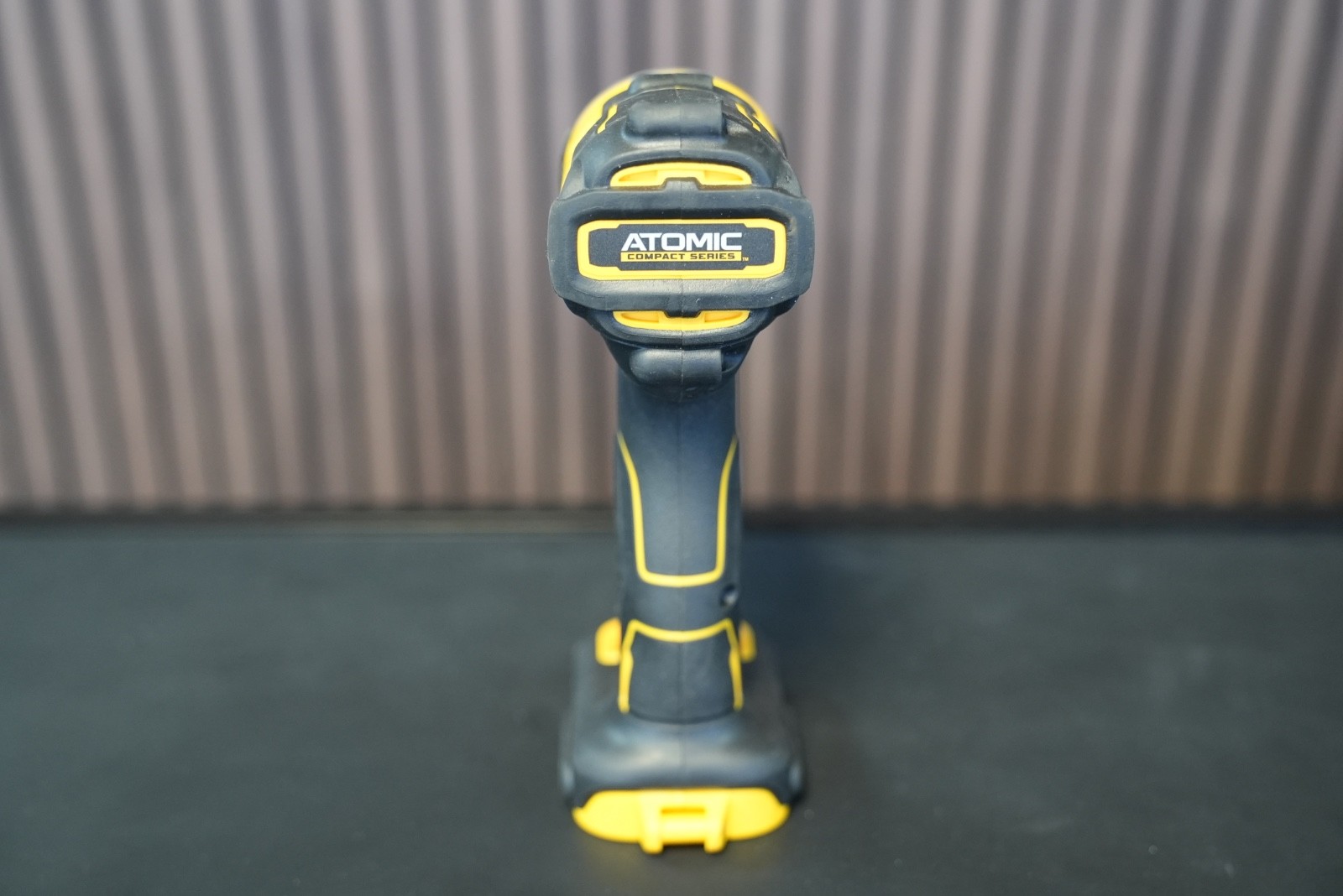 Dewalt DCF809 ATOMIC 20V MAX Cordless Brushless Compact 1/4 in. Impact Driver