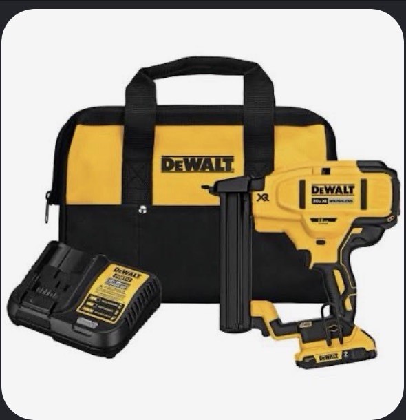 DEWALT 20V MAX XR Brushless 18GA Narrow Crown Stapler Kit DCN681D1