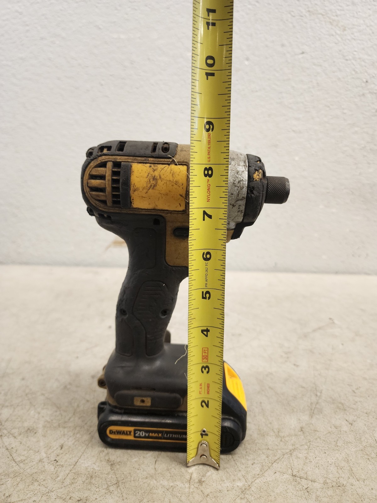 DEWALT DCF887B 20V Impact Driver – Black/Yellow W/ Battery