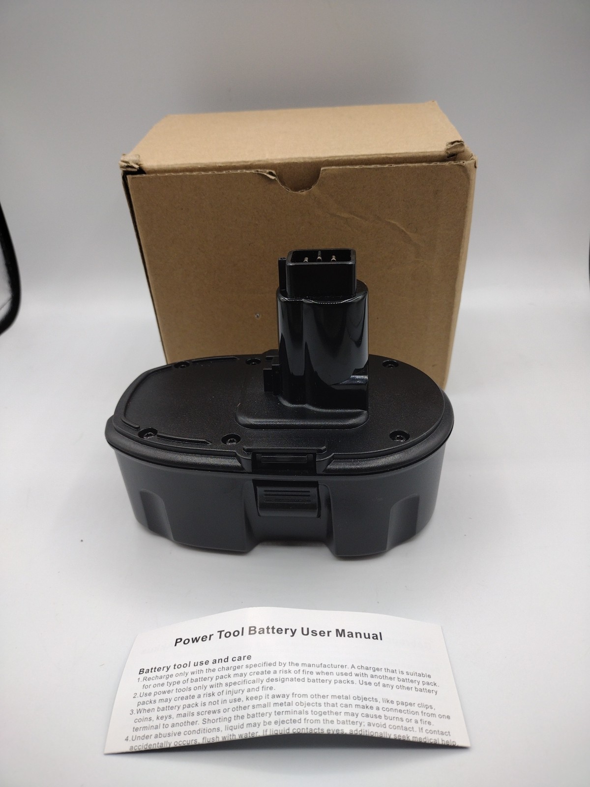 Power Tool Battery – DESC15 18V – NI-MH – 5.5AH 99WH – Brand New!
