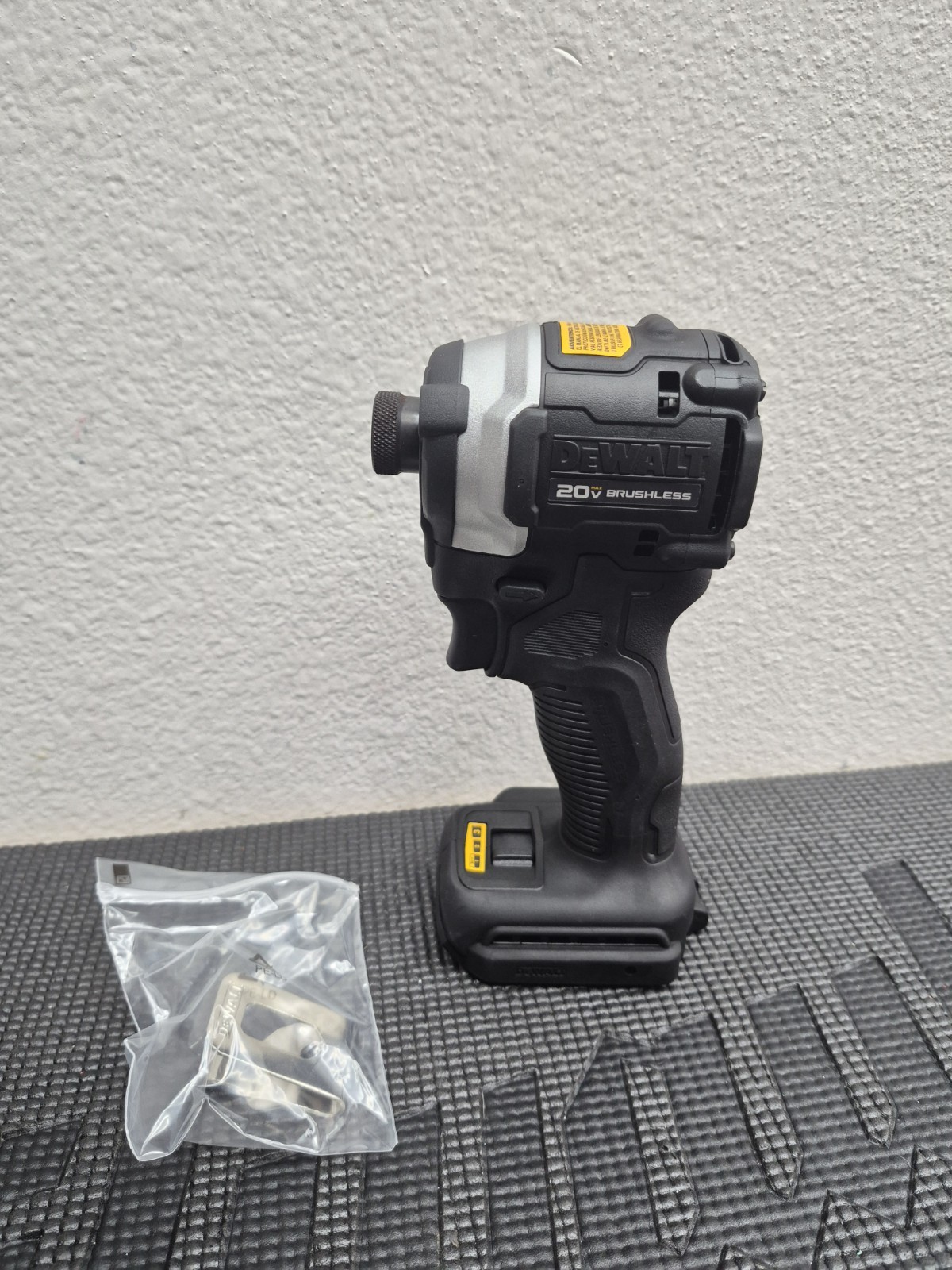 DeWalt DCF850B ATOMIC 20V 1/4 Impact Driver (Tool Only) BLK