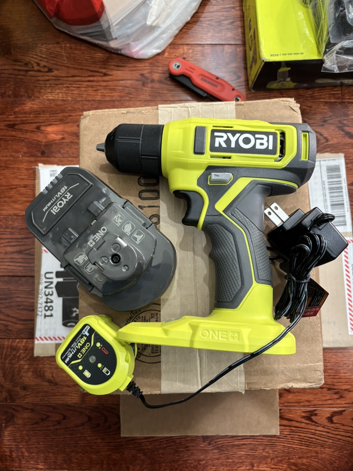 RYOBI PCL201K1 ONE+ 18V 3/8&Prime; Drill/Driver Kit 1.5 Ah Battery & Charger