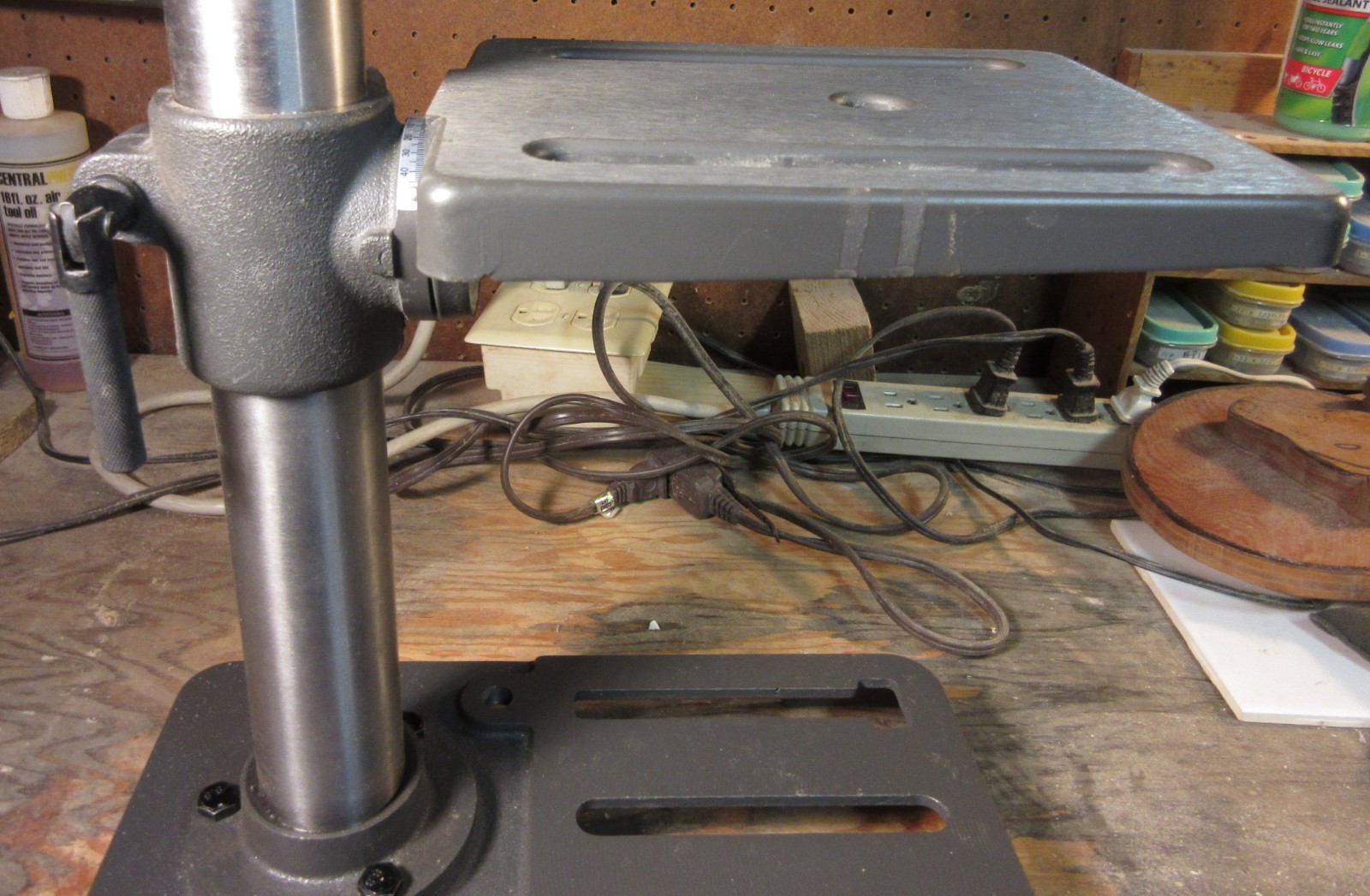 SKIL 6.2 Amp 10 In. 5-Speed Benchtop Drill Press w/ Laser Alignment & Work Light