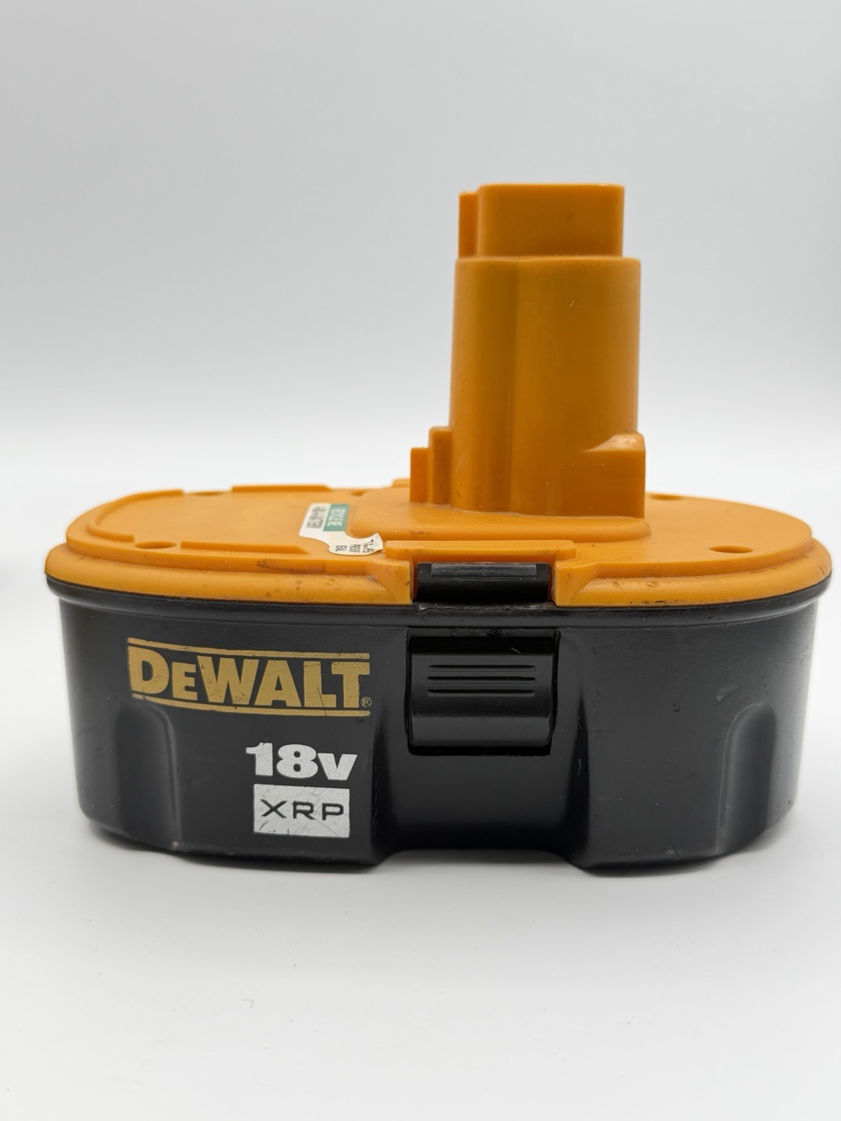 DEWALT DCD950 18V XRP 1/2&Prime; Hammer Drill Driver + 18v XRP Battery Working