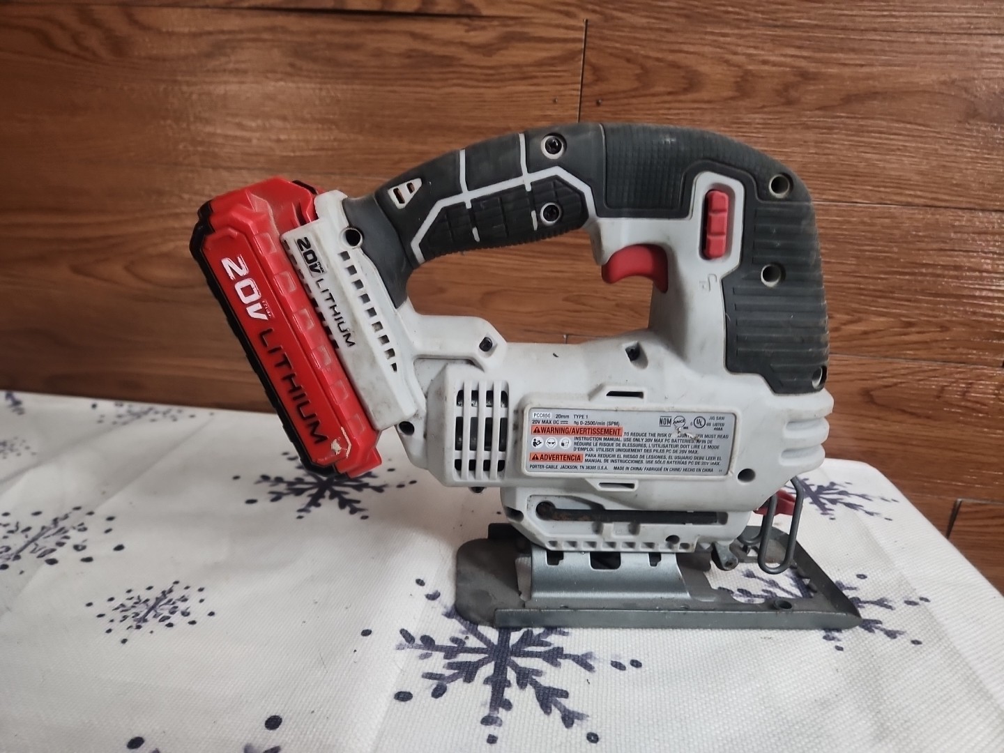 Porter-Cable Jig Saw PCC650 20V MAX With 20v Lithium Battery – Tested – Works